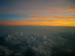 こんなでかい夕日初めて見た